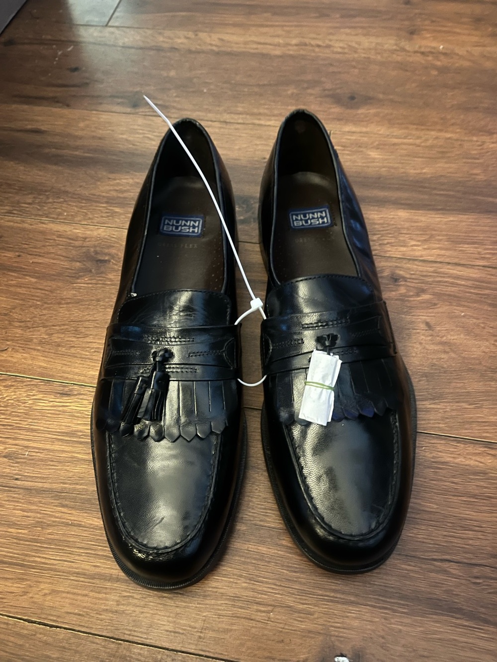 Nunn Bush Men's Black Leather Tassel Loafers 12w NWOT